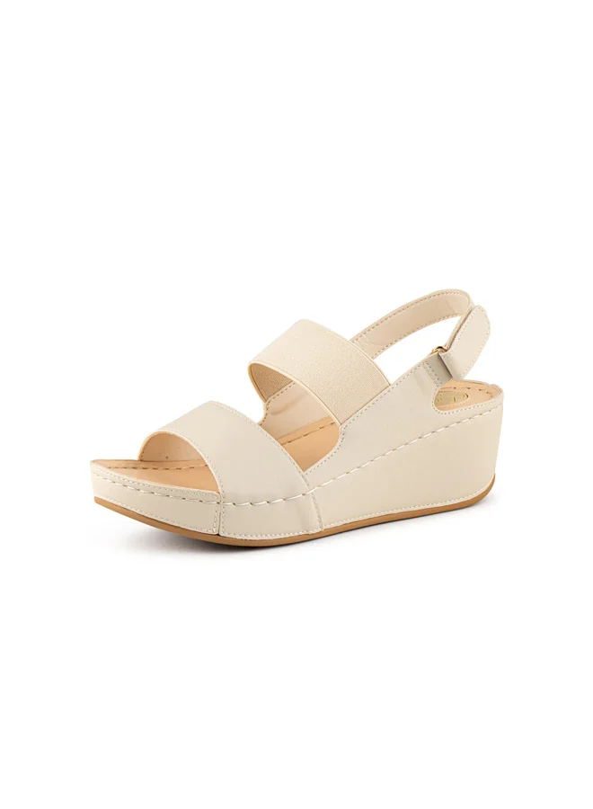 فينتشي صنادل نسائية بحزام كاحل ووتد